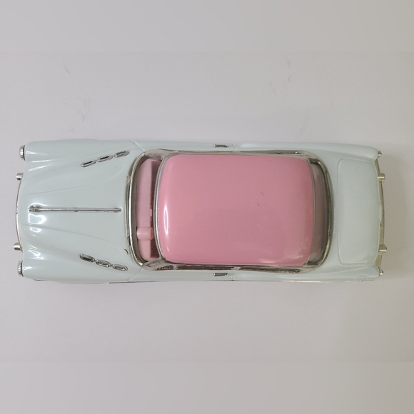 Standard sedan, 50's buick. - Picture 7 of 8